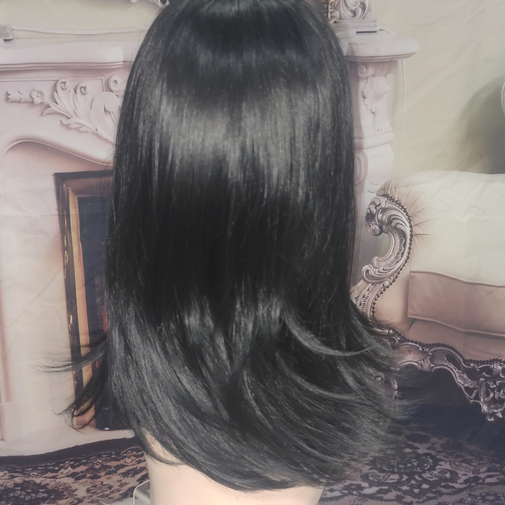 Wig - Picture 4 of 6